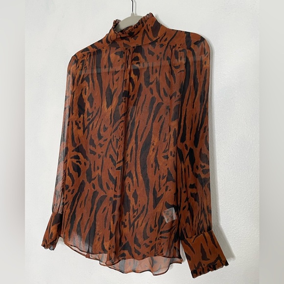 RIXO Victoria Brown Animal Print High Neck Silk Ruffle Blouse. Size Small - Picture 2 of 11
